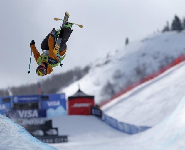 Janina Kuzma skis to fifth place in the ladies' FIS Freestyle Ski Halfpipe World Cup at the 2016 Visa US Freeskiing Park City Grand Prix in Utah in February. Photo: Getty Images