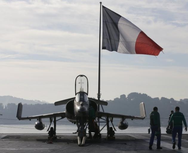 French jets taking off from carrier in the eastern Mediterranean destroyed targets in Ramadi and Mosul  in Iraq on Monday. Photo: Reuters