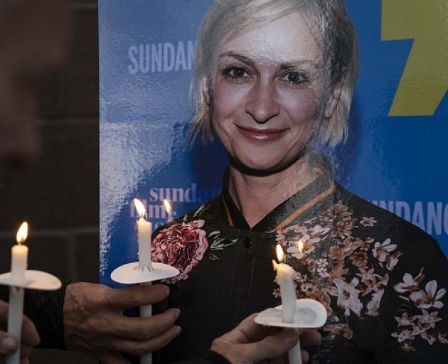 A vigil was held for cinematographer Halyna Hutchins in Albuquerque, New Mexico. Photo: getty Images