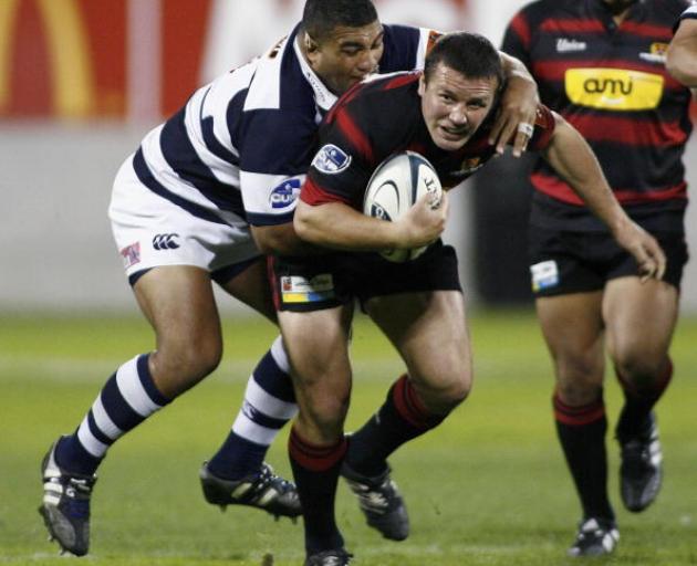 Aaron Mauger playing for Canterbury in 2006. Photo: Getty Images