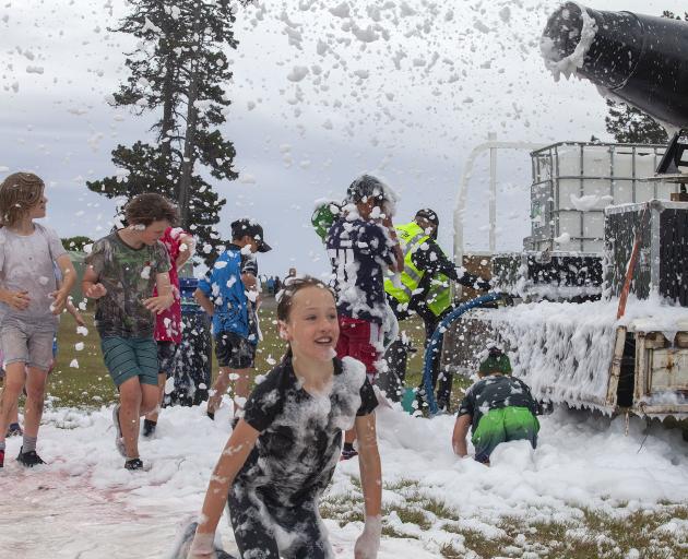 The bubble bath obstacle. Photo: Geoff Sloan