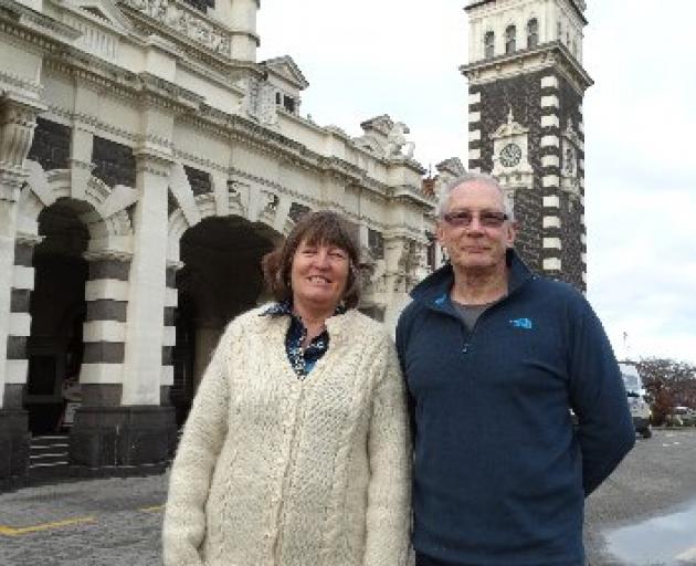 Otago Art Society president Doug Hart  and vice-president Annie Pepers want the Dunedin City...