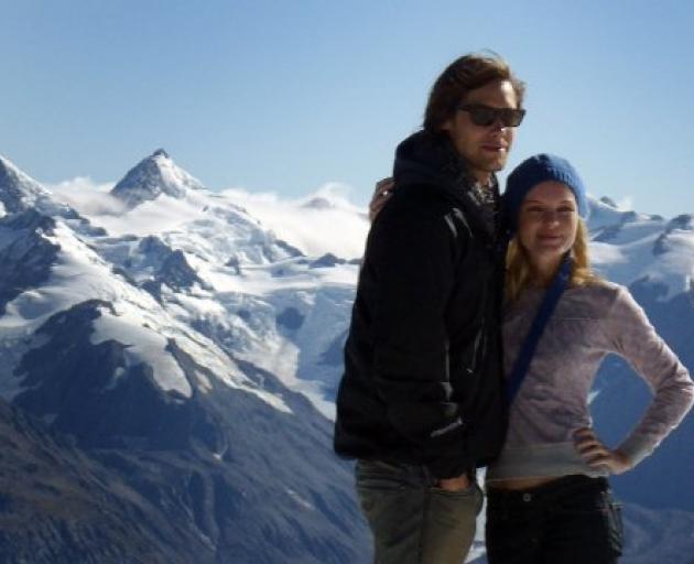 Kate Bosworth with her boyfriend, James Rousseau on the Liebig Dome in the Southern Alps. Photo by The New Zealand Herald.