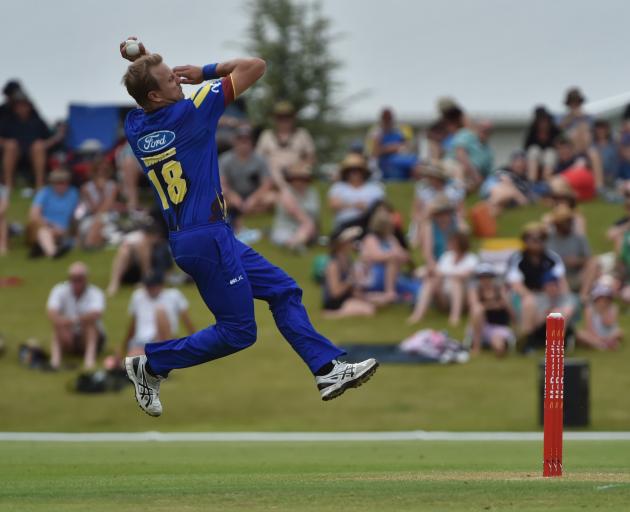 Otago paceman Neil Wagner bowls during his side's domestic twenty20 match against Canterbury at...