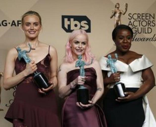 'Orange is the New Black' cast with their awards. Photo: Reuters