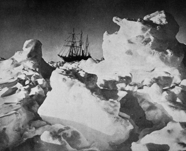 The titanic upheaval in the pack ice of the Weddell Sea which crushed the Shackleton expedition ship, Endurance. - Otago Witness, 14.2.1917. 