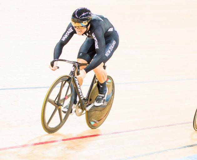Ethan Mitchell on the way to winning a bronze in the individual sprint at the world cycling...