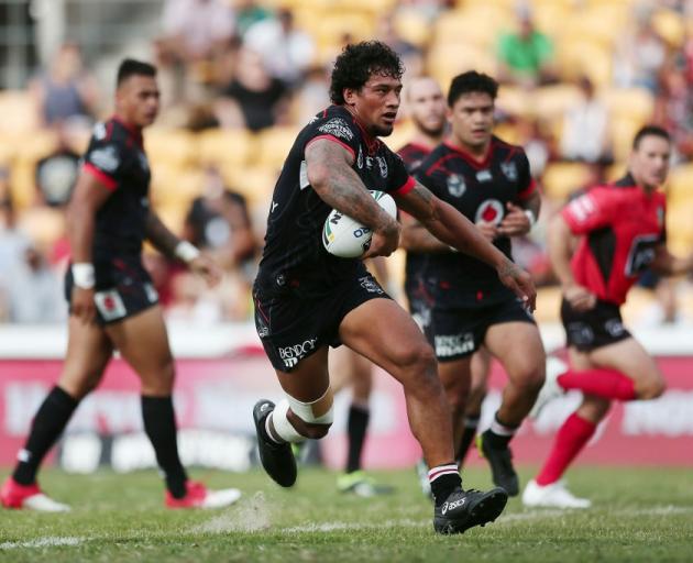 James Gavet on the charge for the Warriors. Photo: Getty Images