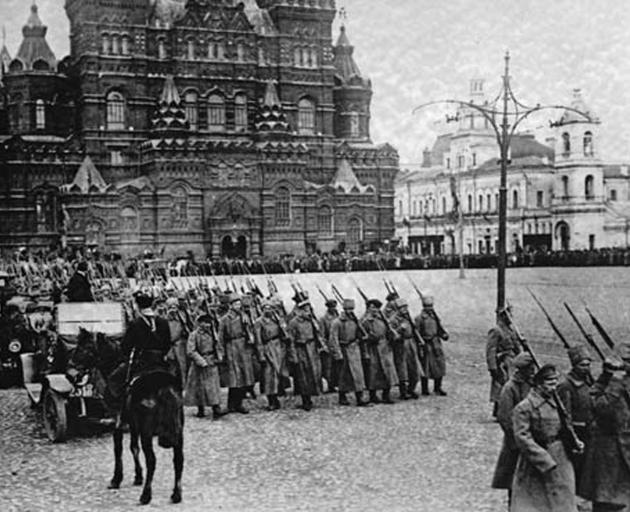 Bolshevik forces marching on  Red Square. Photo: Public Domain