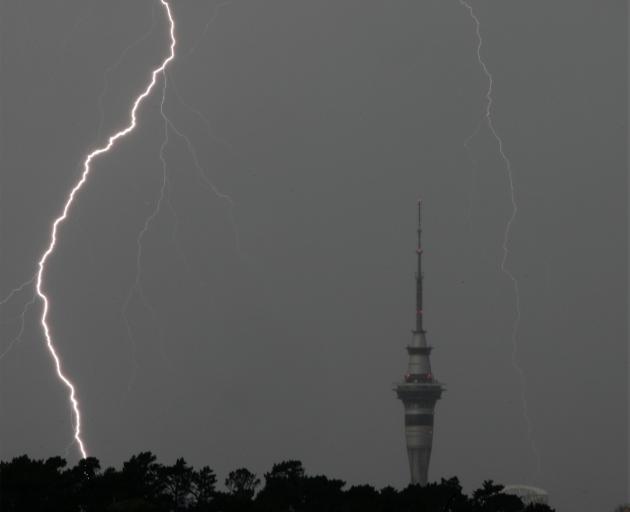 The MetService is warning lightning and thunder is likely to strike Auckland, Coromandel Peninsula and Northland this morning. Photo: NZ Herald