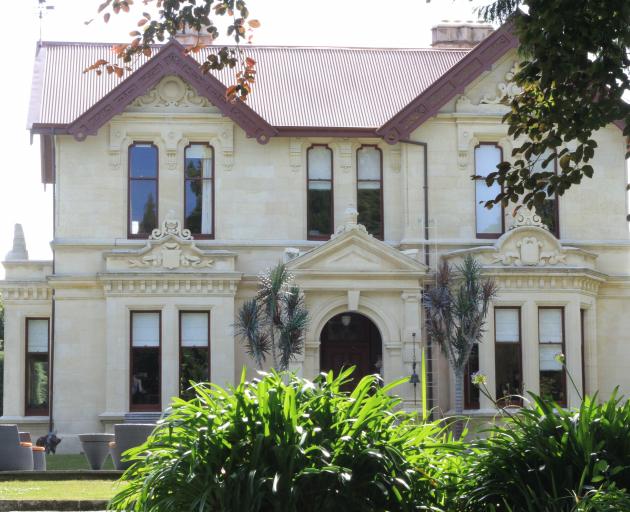 The cabbage trees at the front of Brookfield Park are sculptures too.