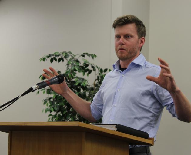 Environment Southland water resources scientist Lawrence Kees talks to members of the public about the Edendale aquifer at a meeting in the town last week. Photo: Nicole Sharp