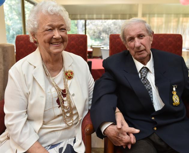 As they mark their platinum wedding anniversary, Robert (94) and Eileen (89) Rogers  wonder how...