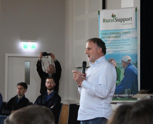 Ministry for Primary Industries (MPI) response director Geoff Gwyn fields questions at the Mycoplasma bovis meeting in Winton recently. Photo: Nicole Sharp