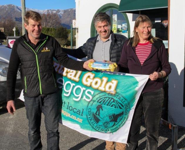 The donation of eggs by Central Gold Eggs to a Makarora trapping group will help them with bird...