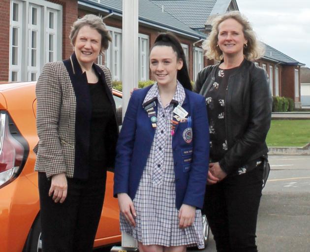 Former New Zealand prime minister and United Nations development programme leader Helen Clark with Southland Girls' High School pupil Molly Hayward (17) and Labour MP Liz Craig during Ms Clark's visit to Invercargill yesterday. Photo: Supplied