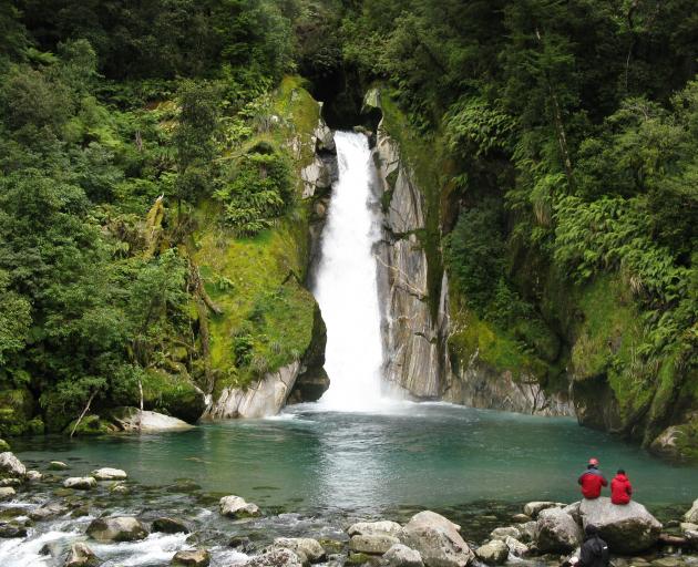 Giant Gate Falls, Milford Track. Photo: DOC