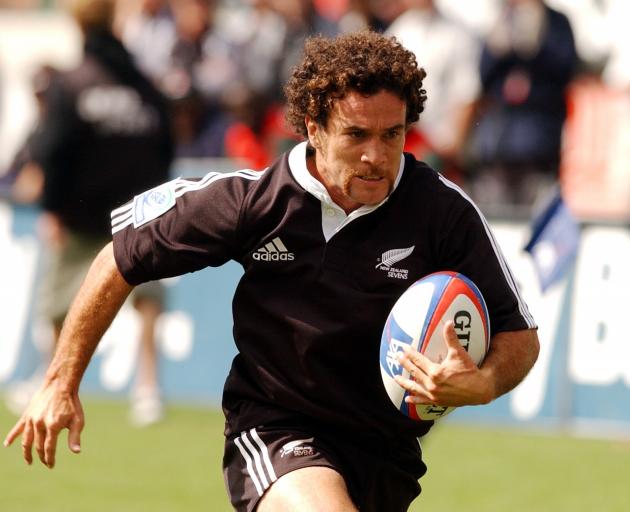 Nathaniel Walker in action for the New Zealand sevens team in 2004. Photo: Getty Images