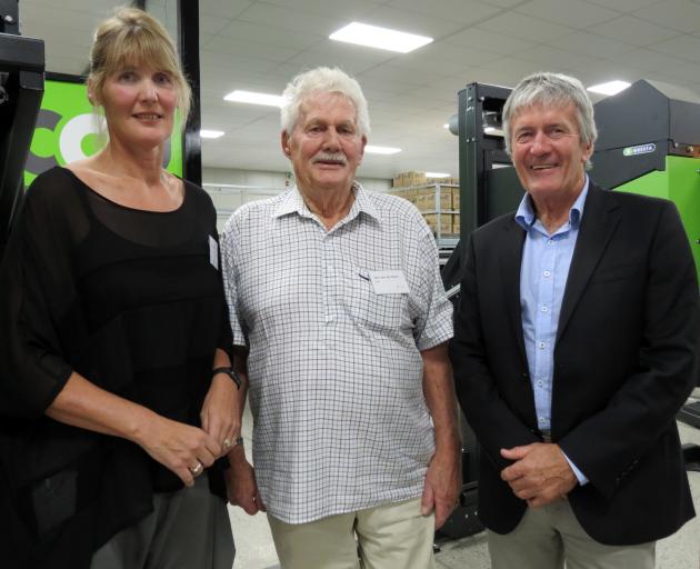 Jackie van der Voort, Con van der Voort and Agriculture Minister Damien O'Connor.