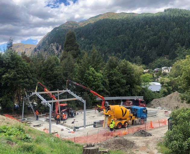 Construction of a new kiwi house is under way at Kiwi Birdlife Park in Queenstown.
