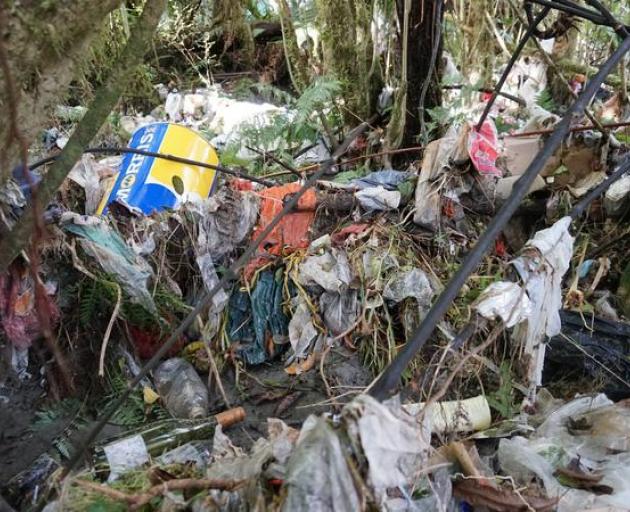 West Coast rubbish spill Photo: Facebook / South Westland Coastal Cleanup