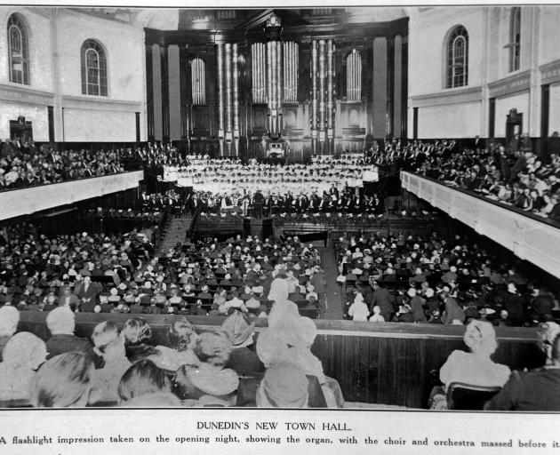 An Otago Witness photograph of the Dunedin Town Hall organ, taken at the hall's opening concert...