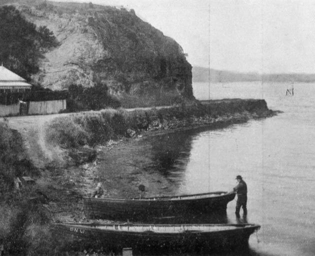 Fishing boats at Deborah Bay, near Port Chalmers. — Otago Witness, 3.2.1920.