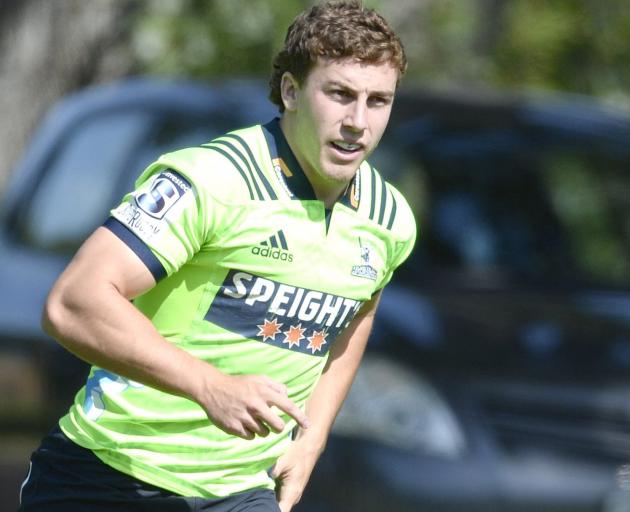 Highlanders fullback Josh McKay looks to get involved at training at Logan park earlier this week...