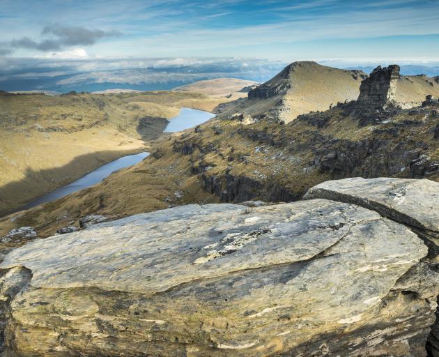 Lake Scott and Blue Lake, on Glenaray Station in the Garvie Mountains. Photo: Rob Brown