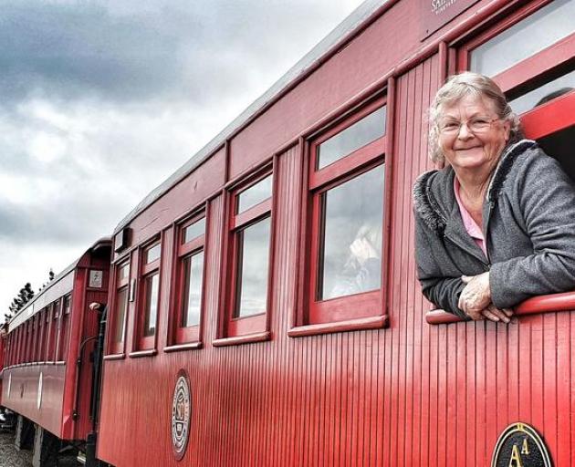 A passenger on the Marlborough Flyer on the journey to Kekerengu. Photo: RNZ / Tracy Neal