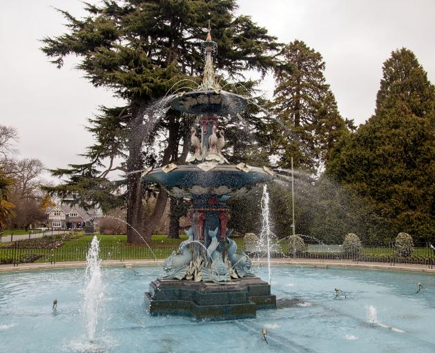 Peacock Fountain.  Photo: Geoff Sloan