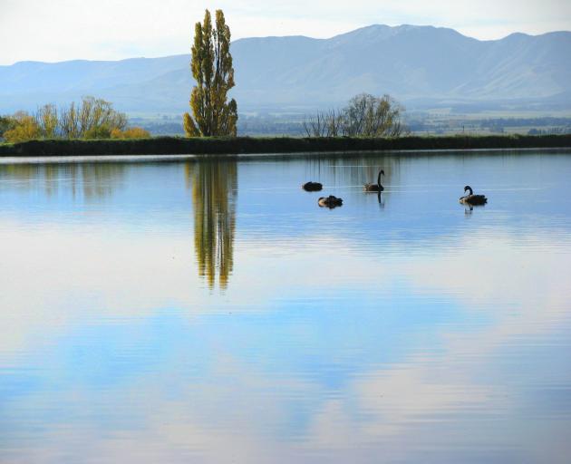 A perfect day on Mathias Dam. PHOTOS: MIKE WEDDELL