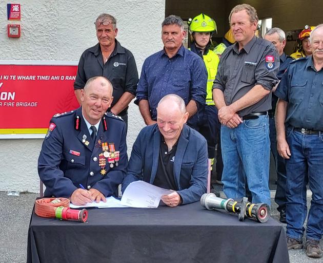 The Ranfurly urban volunteer fire brigade is amalgamating with the Maniototo component of the...