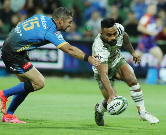 Jona Nareki has been included in the Highlanders line-up for the Super Rugby Trans Tasman final....