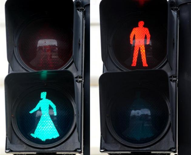 The modified pedestrian crossing signal at the corner of Manse and High Sts, Dunedin.  Photo by...