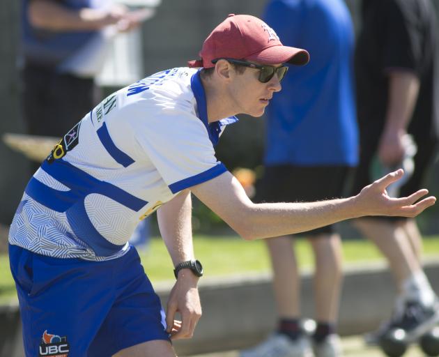 Former North Otago bowler Andrew Kelly in action in Dunedin at the weekend. PHOTO: GERARD O’BRIEN