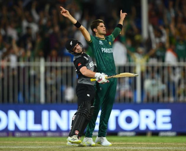 Shaheen Shah Afridi celebrates the dismissal of Tim Seifert. Photo: Getty Images 