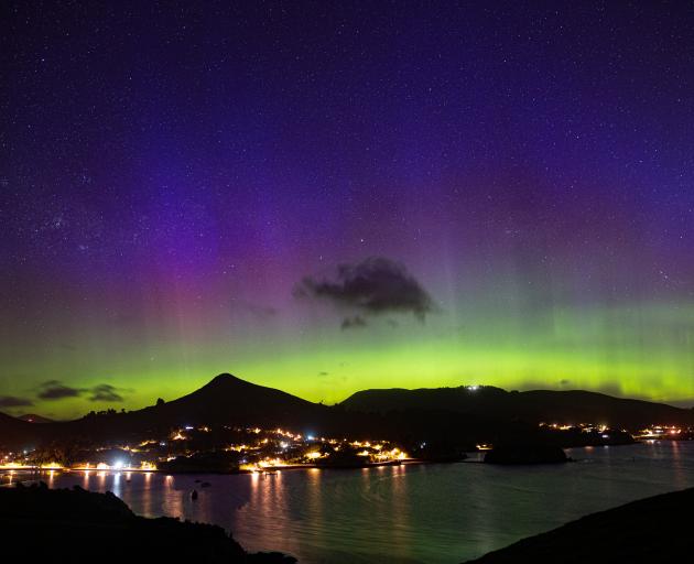 The aurora over Portobello last night. Photo: Iain Sweetman
