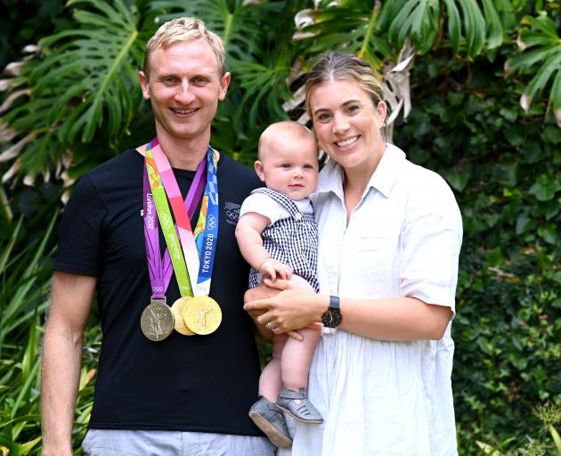  Hamish Bond with baby son Finlay and wife Lizzie. PHOTO: GETTY IMAGES
