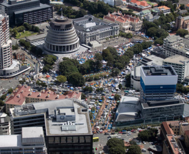 Vehicles fill the streets with more believed to be on the way. Photo: NZ Herald