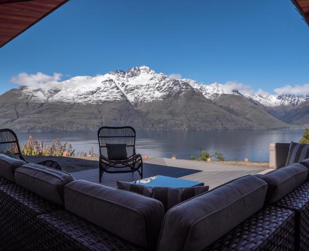 The house has an unobstructed view of Lake Wakatipu; the deck is made from recycled plastic....