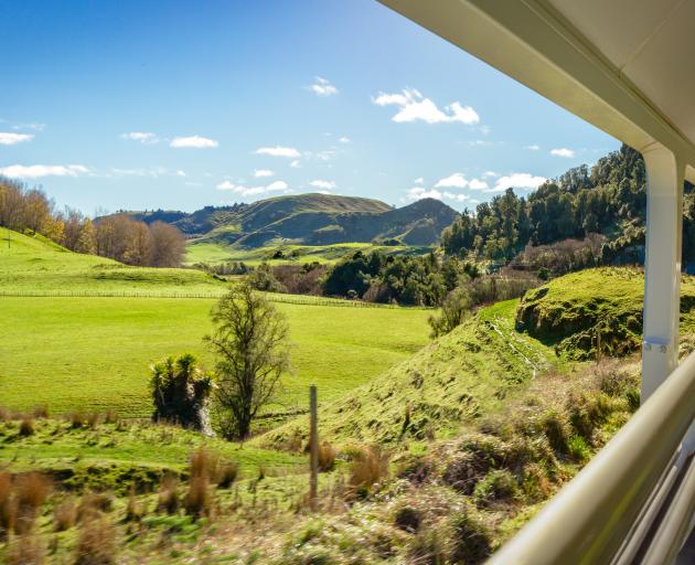 If you like grazing animals, weatherboard cottages and native forest, there’s plenty to please...