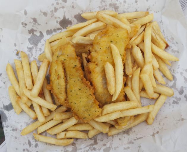 There are many benefits of eating fish, but these decline if your fish is deep fried. PHOTO:...