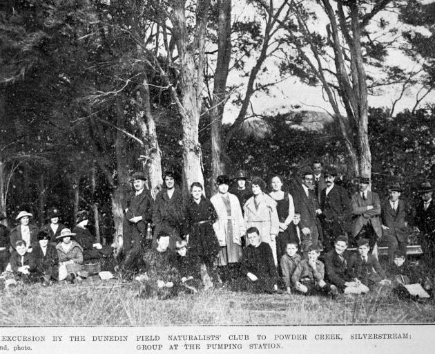 Dunedin Field Naturalists' Club excursion to Powder Creek, in the Silver Stream valley. — Otago...