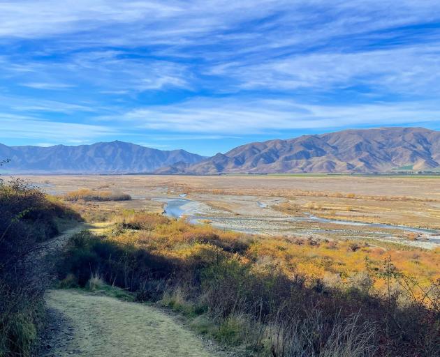 The southern reaches of the McKenzie Basin, backdropped by the Cuthbert and Benmore ranges.