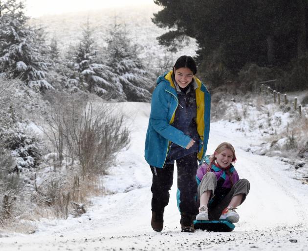 University of Otago students Arawhetu Waipoua (left) and Tallulah Rayner took some time off...