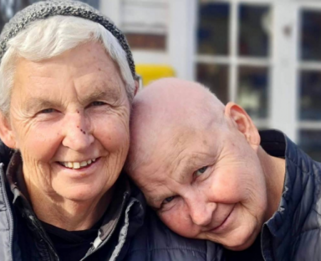 The Topp Twins are both going through cancer treatment and have thanked fans for their support....