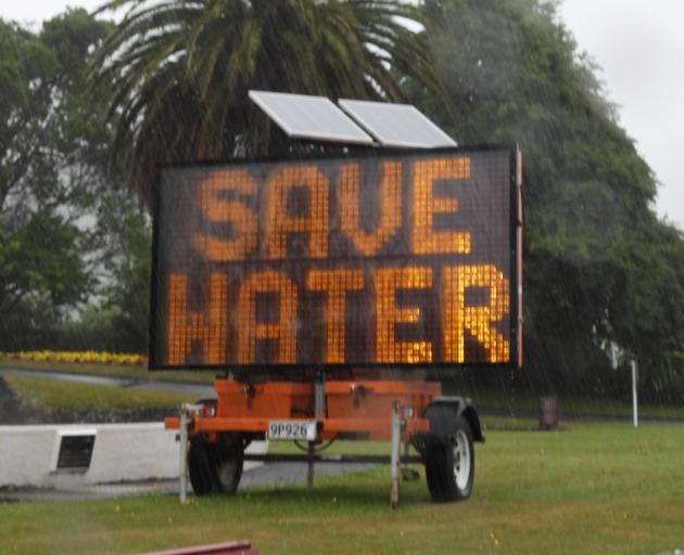 A sign had been displayed for the past few weeks asking residents to conserve water.