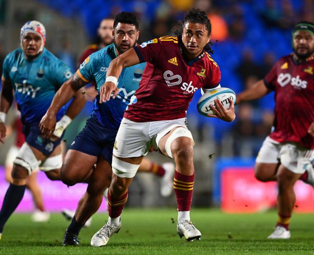Marino Mikaele Tu’u makes a line break during an impressive performance off the bench. Photo:...