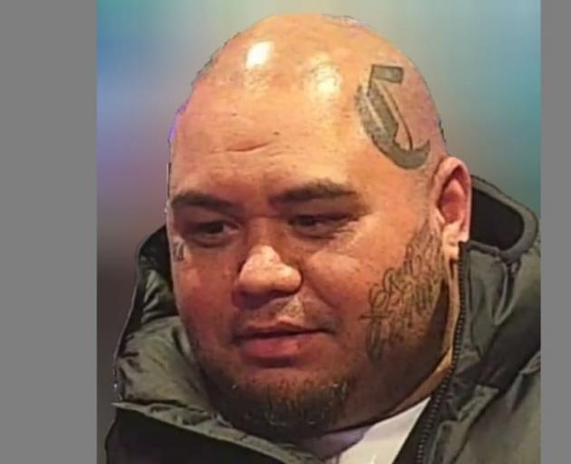 Police are seeking the whereabouts of 33-year-old Carlos Harris. Photo: Police